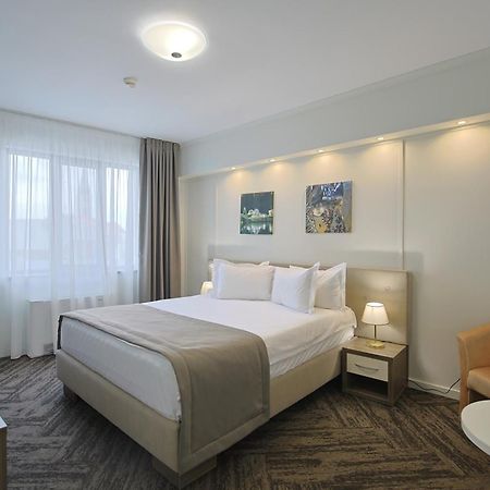 Potaissa Hotel Turda Buitenkant foto