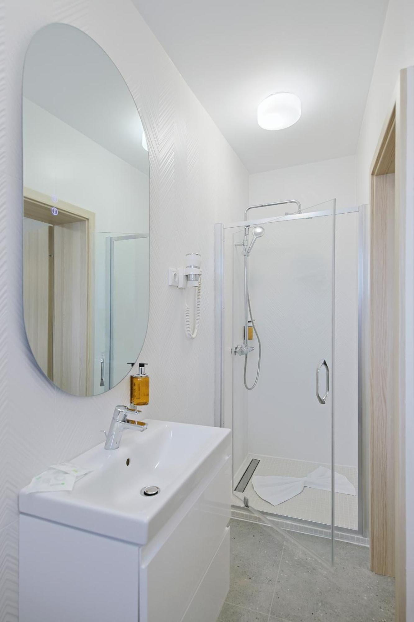Potaissa Hotel Turda Buitenkant foto