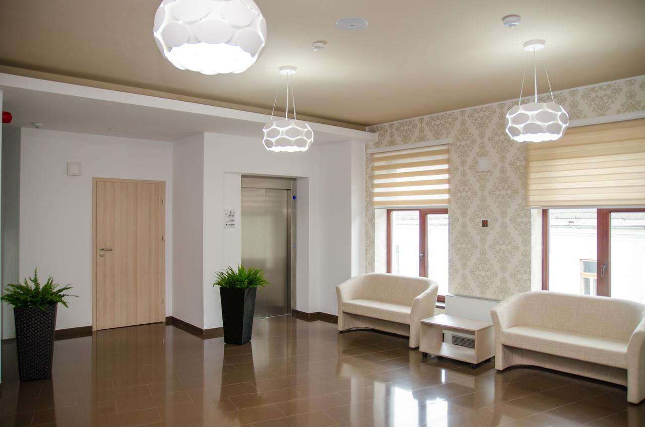 Potaissa Hotel Turda Buitenkant foto