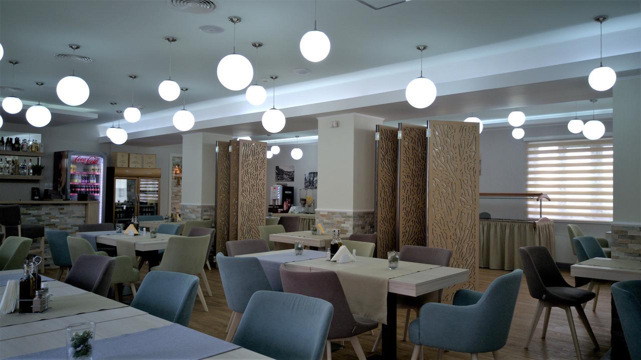Potaissa Hotel Turda Buitenkant foto