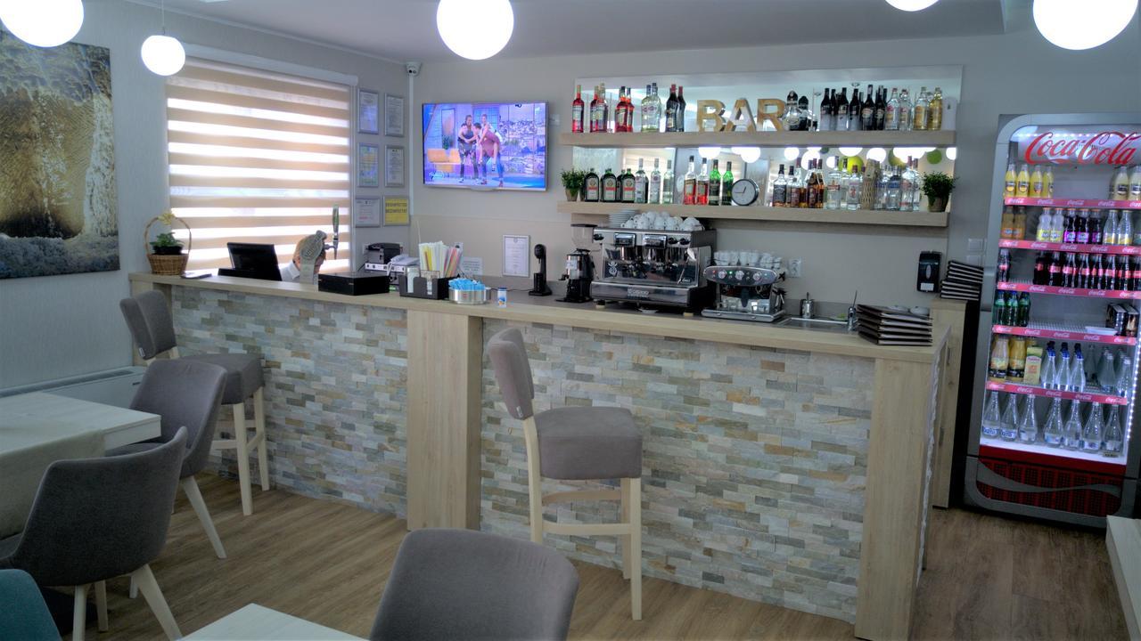 Potaissa Hotel Turda Buitenkant foto