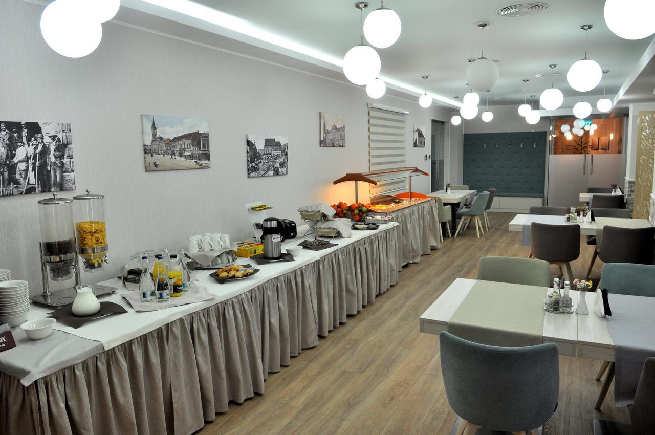 Potaissa Hotel Turda Buitenkant foto