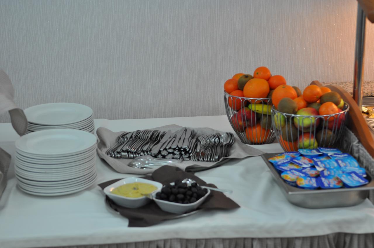 Potaissa Hotel Turda Buitenkant foto